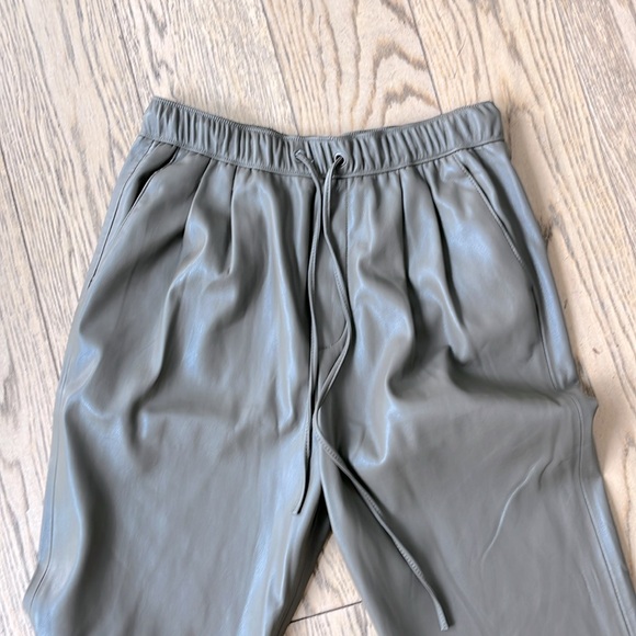 ZARA Faux Leather Pants - Picture 2 of 5